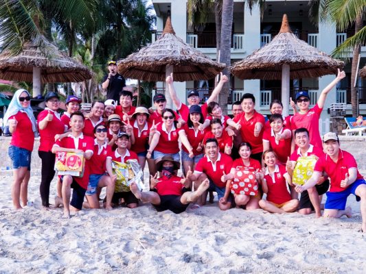 pyramid-teambuilding