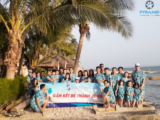pyramid-teambuilding